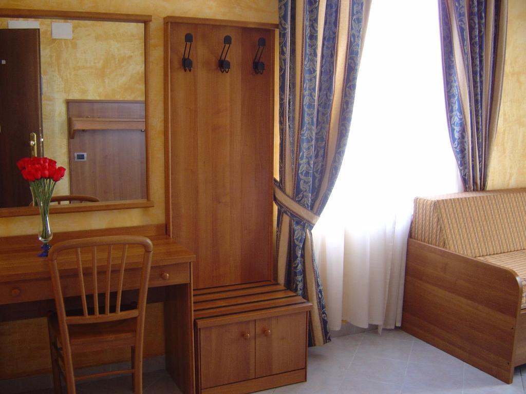 Mari 2 Hotel